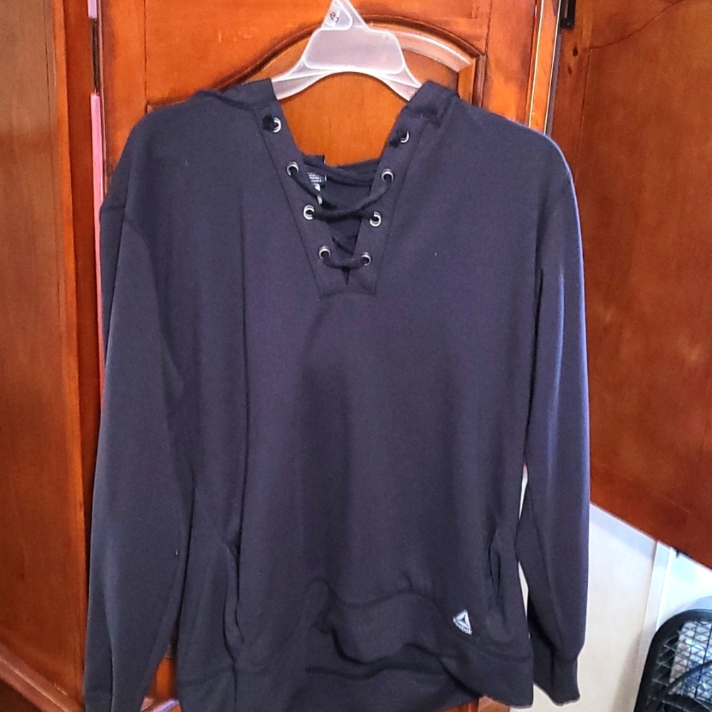 Reebok Black sweatshirt xl